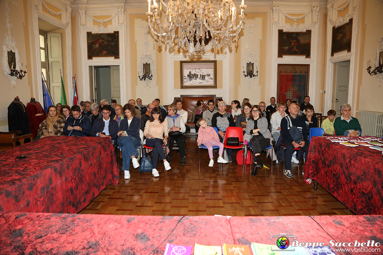 VBS_3236 - Presentazione Libro 'Vangelo per Fuori Sede' di Don Mauro Canta.jpg